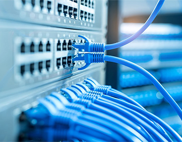 Netzwerk-, Glasfaser und Kommunitionssysteme